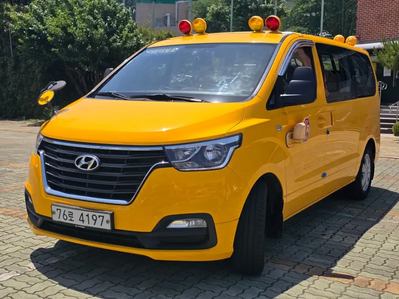 Hyundai Grand Starex