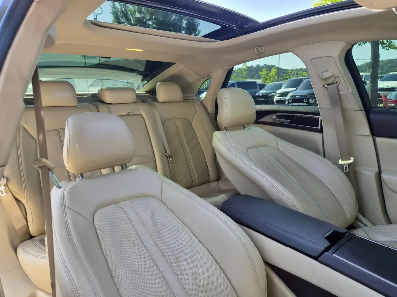 Lincoln Mkz