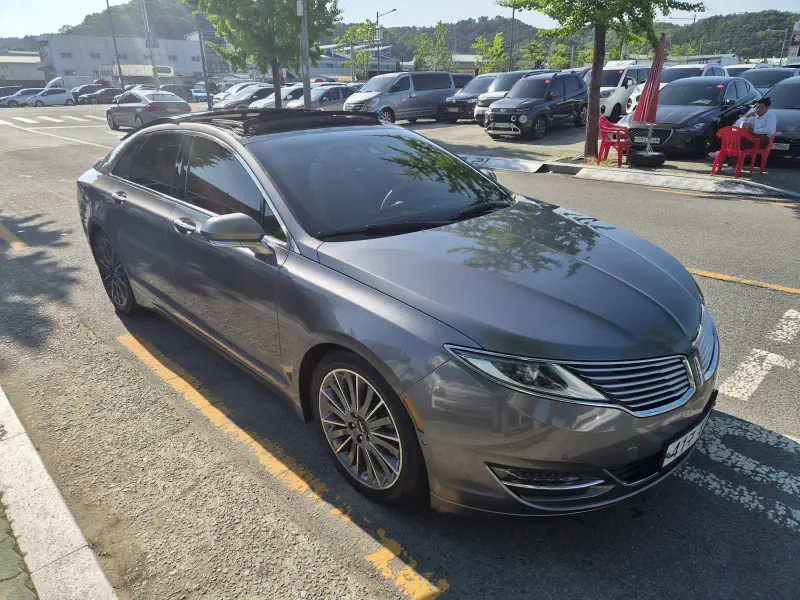 Lincoln Mkz