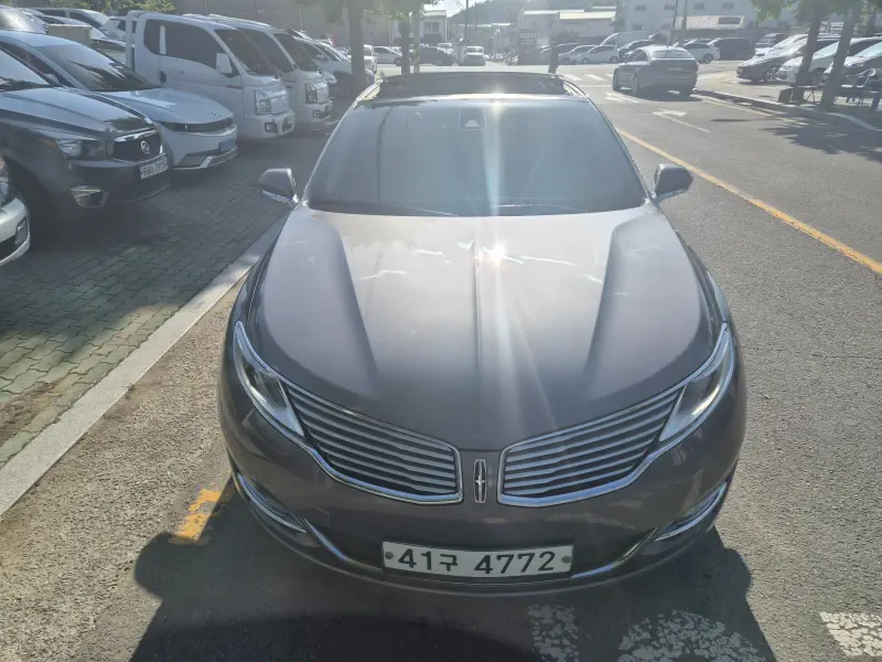 Lincoln Mkz
