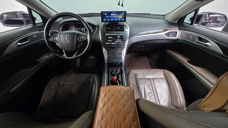 Lincoln Mkz