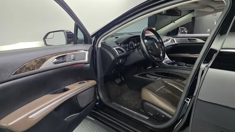 Lincoln Mkz