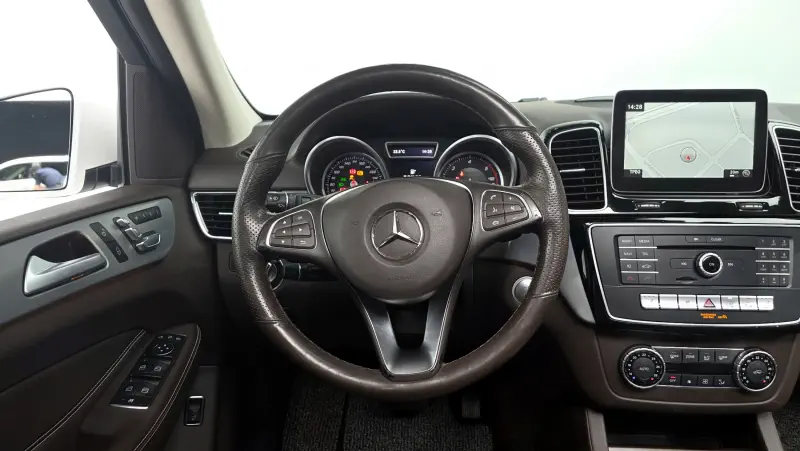 Mercedes-Benz GLE-Class
