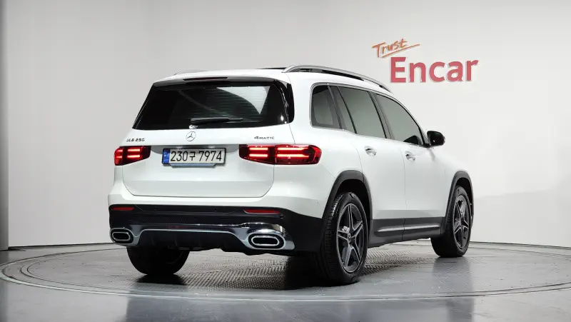 Mercedes-Benz GLB-Class