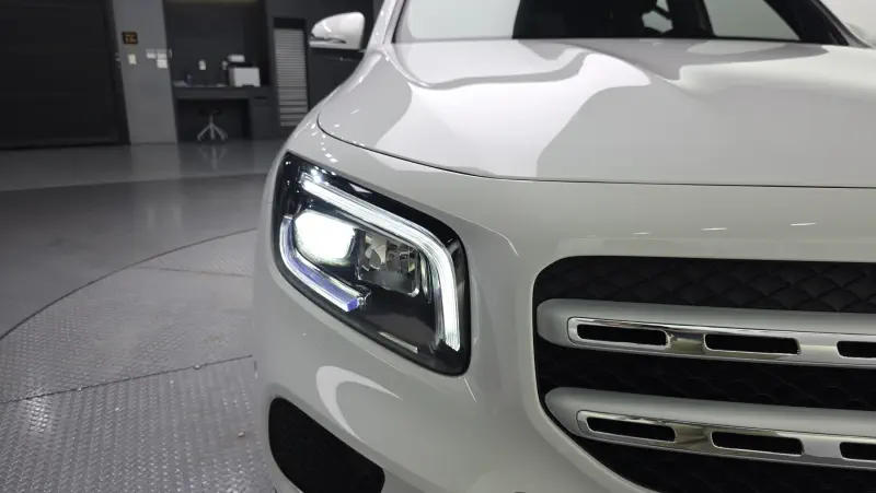 Mercedes-Benz GLB-Class