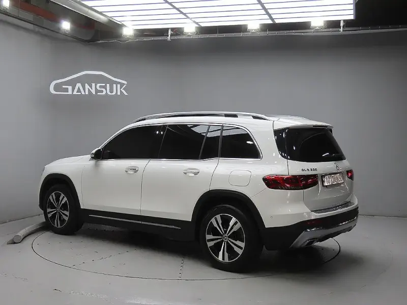Mercedes-Benz GLB-Class