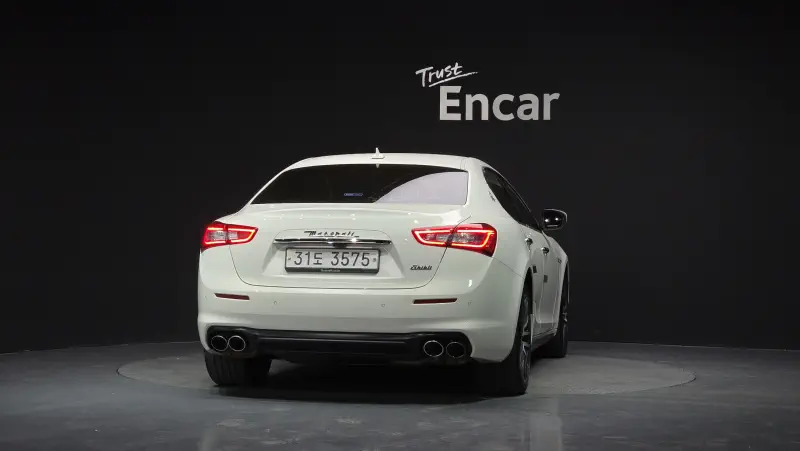 Maserati Ghibli