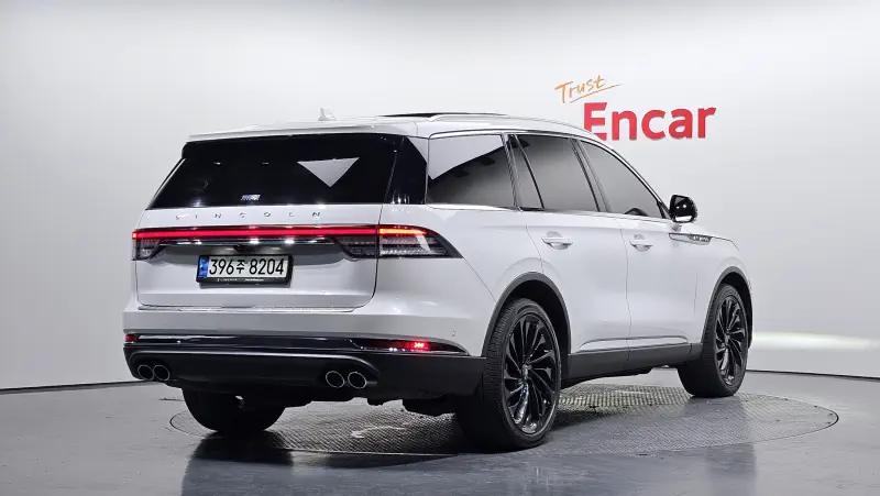 Lincoln Aviator