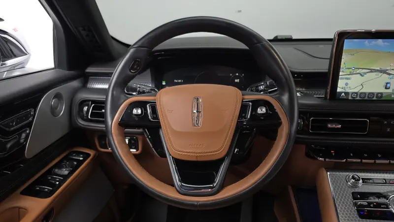 Lincoln Aviator