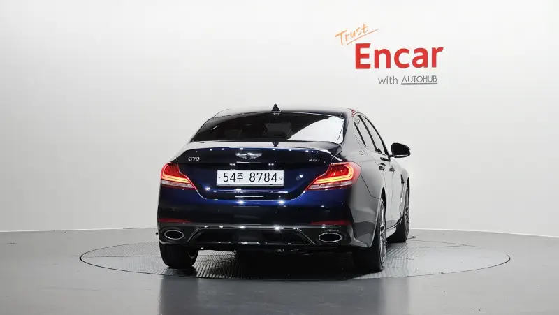 Genesis G70