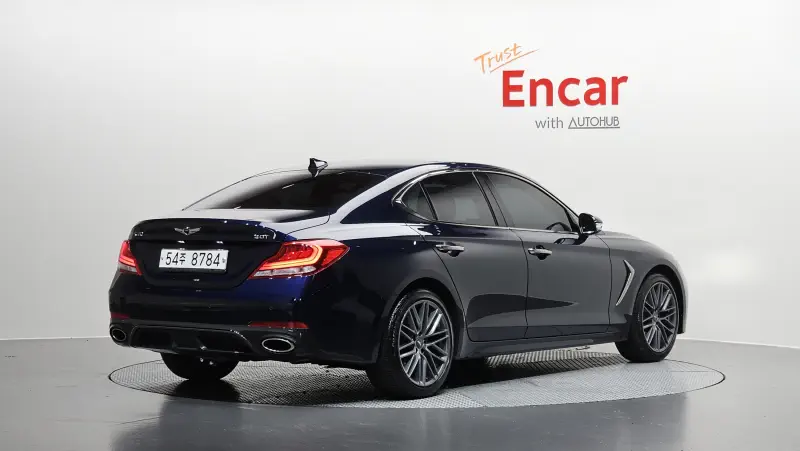 Genesis G70