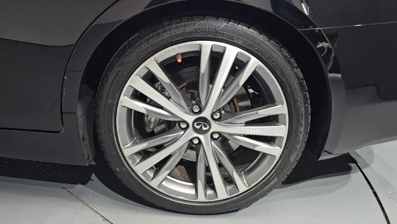 Infiniti Q50