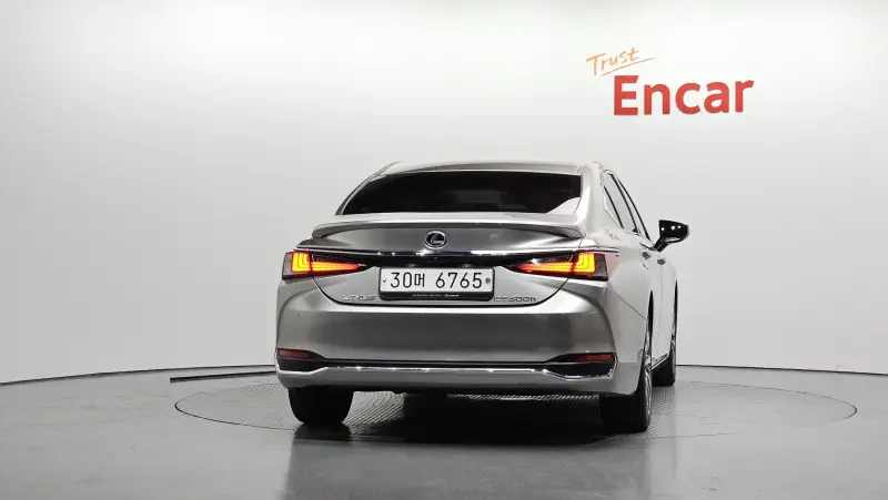 Lexus ES300h