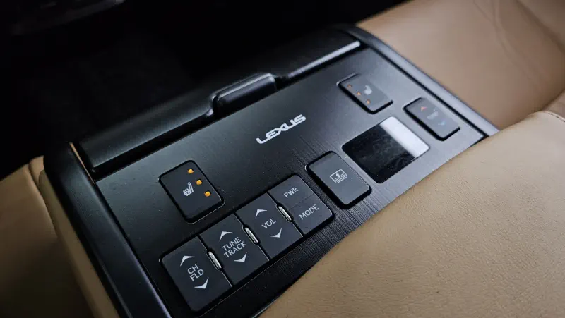 Lexus ES300h
