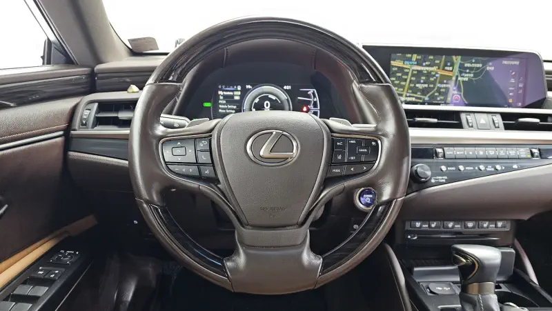 Lexus ES300h