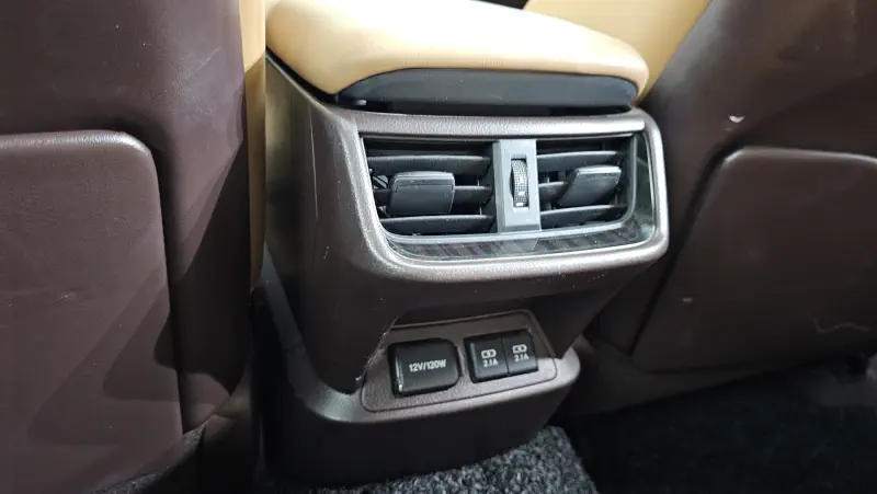 Lexus ES300h