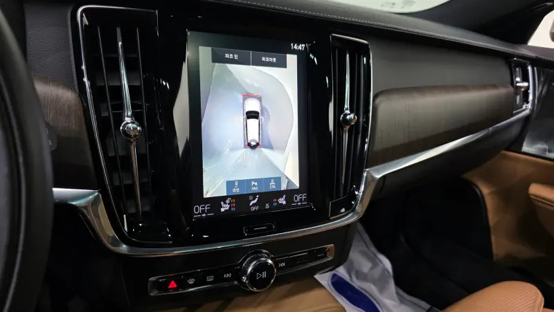 Volvo V90