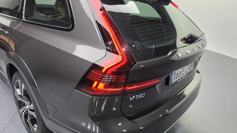 Volvo V90