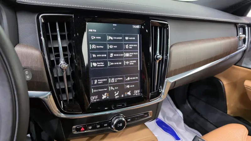 Volvo V90