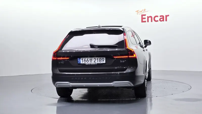 Volvo V90