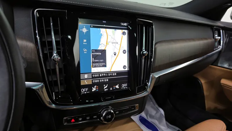 Volvo V90