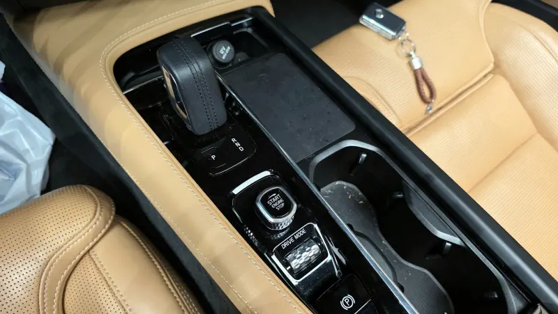 Volvo V90