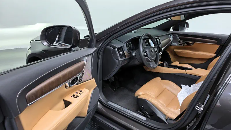 Volvo V90