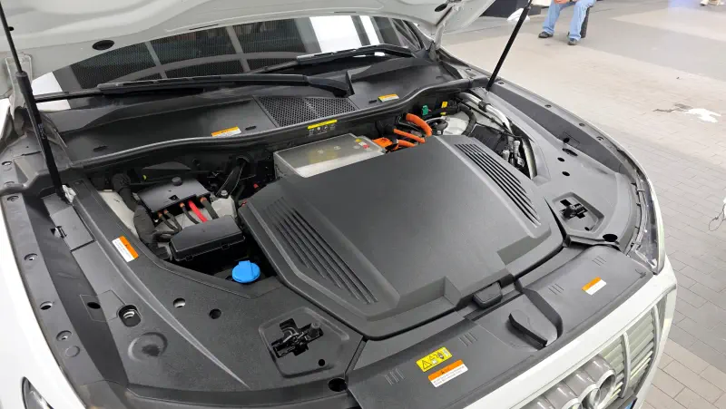 Audi e-tron
