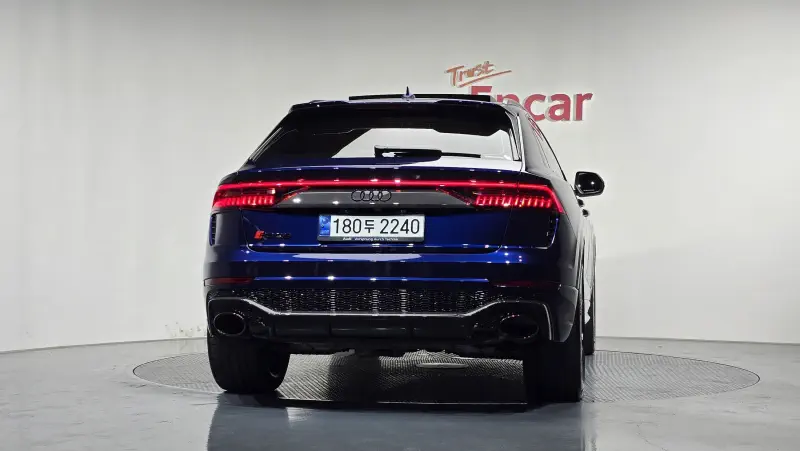 Audi RS Q8