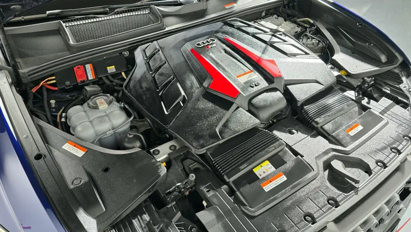 Audi RS Q8
