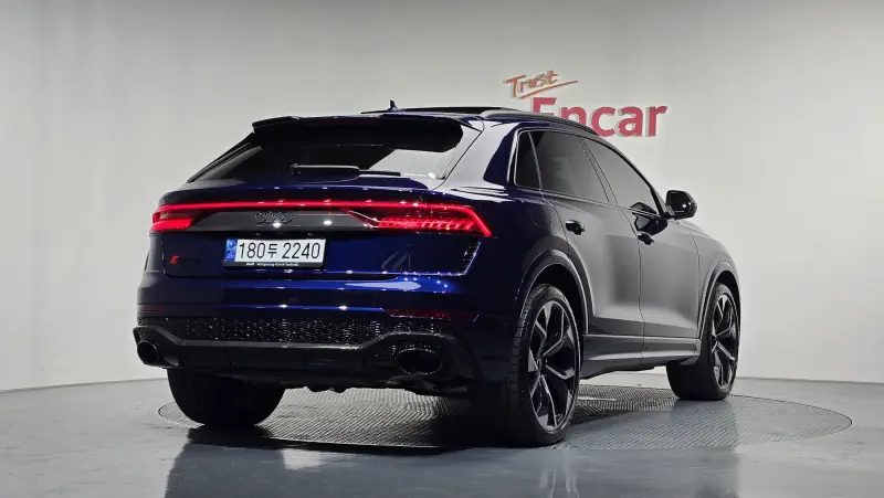 Audi RS Q8