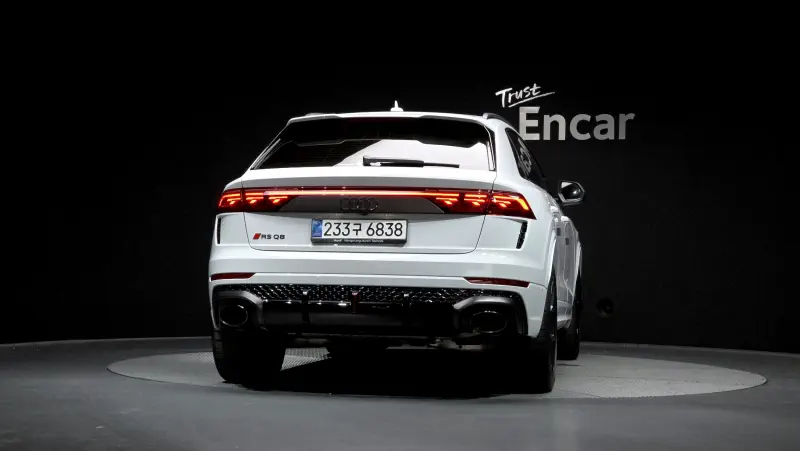 Audi RS Q8