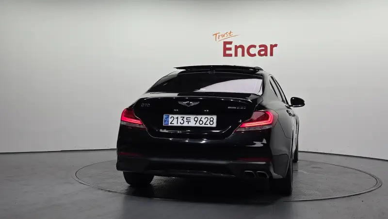 Genesis G70