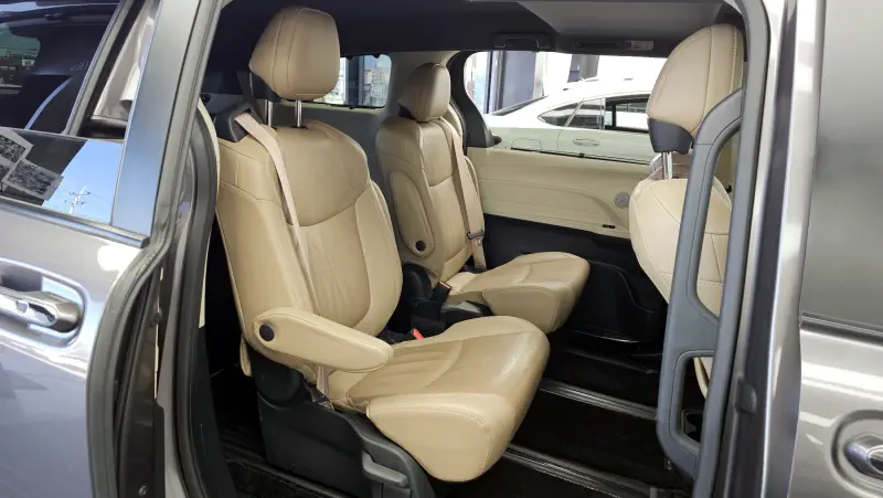 Toyota Sienna