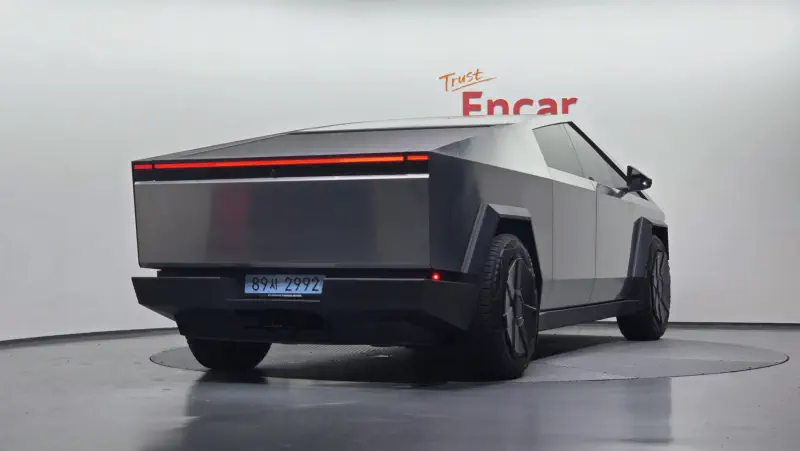 Tesla Cybertruck