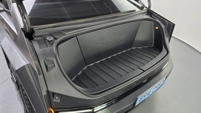 Tesla Cybertruck