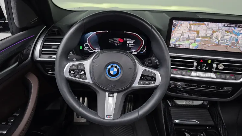 BMW iX3