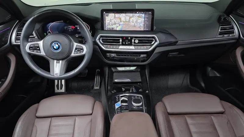 BMW iX3