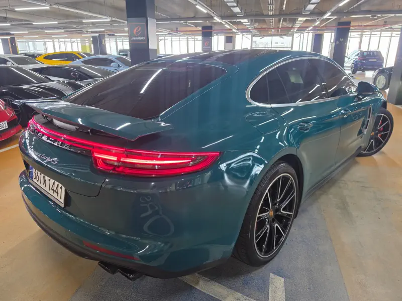 Porsche Panamera