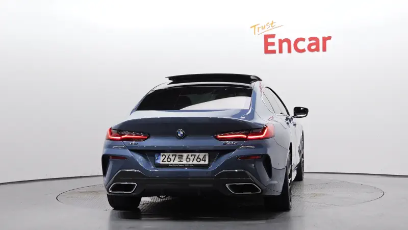 BMW 8-Series