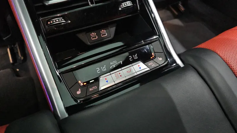 BMW 8-Series