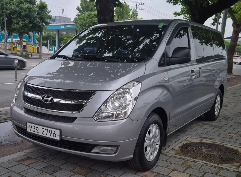 Hyundai Grand Starex