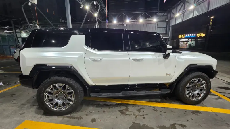 GMC Hummer EV