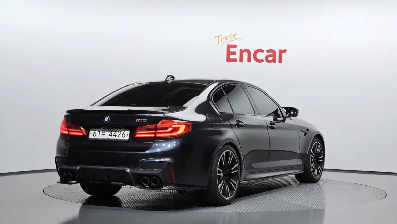 BMW M5