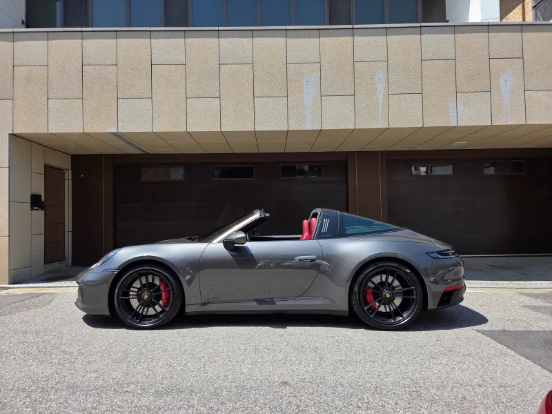 Porsche 911