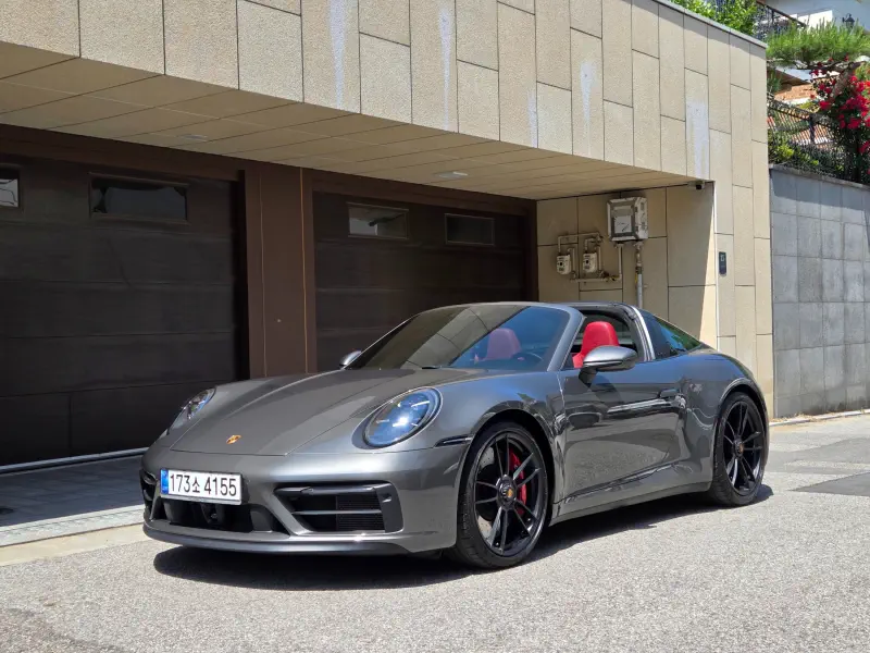 Porsche 911
