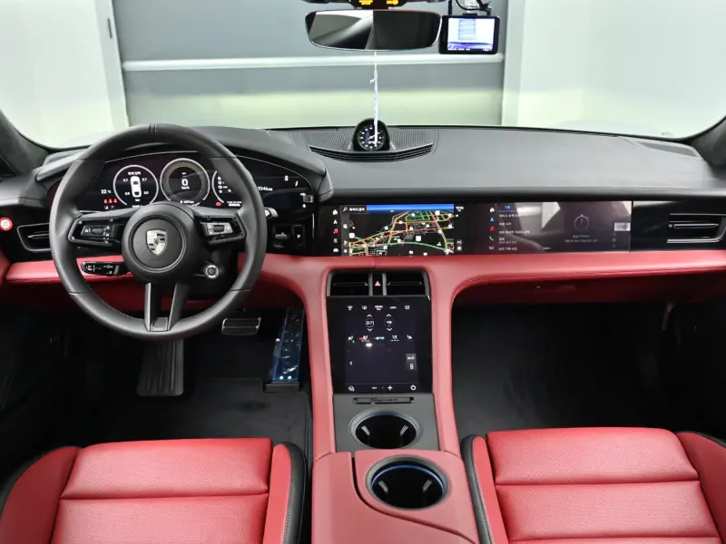 Porsche Taycan