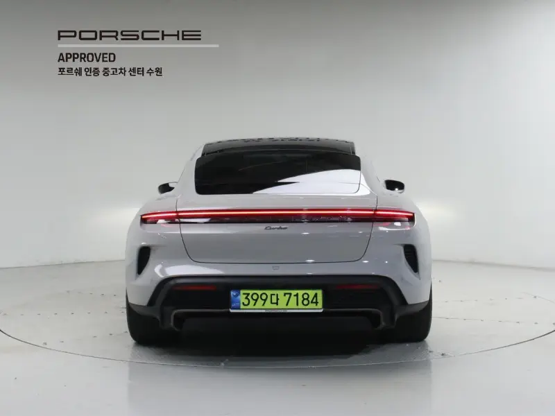 Porsche Taycan