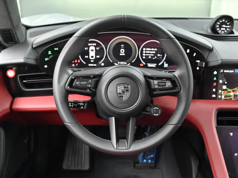 Porsche Taycan
