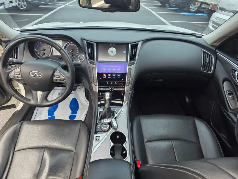 Infiniti Q50